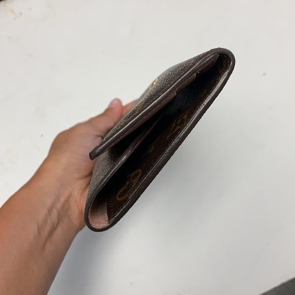 Louis Vuitton Josephine snap wallet - Picture 9 of 11